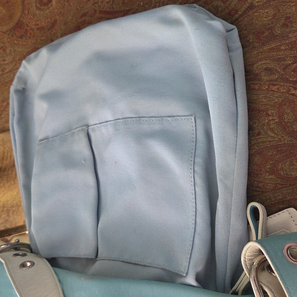 Coach Wave Patchwork Rare Shoulderbag F10653 2006 $350 Estimated Retail GUC - Picture 14 of 16